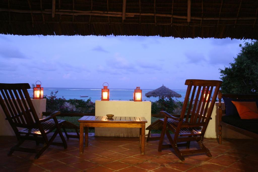 Hotel Karafuu Beach Resort Pingwe Exterior foto
